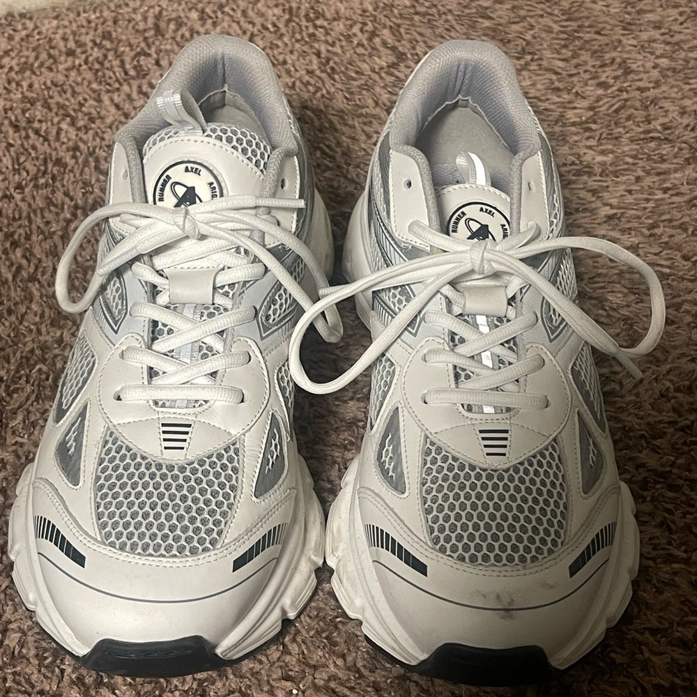 Axel Arigato Marathon Runner Sneakers - Picture 2 of 11
